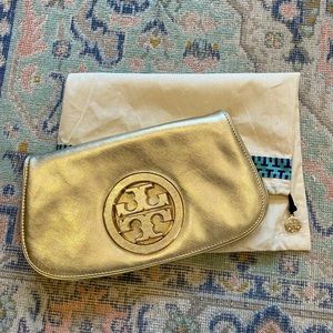 Tory Burch Robinson Gold Logo Crossbody Clutch